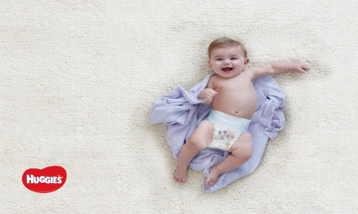 huggies logo